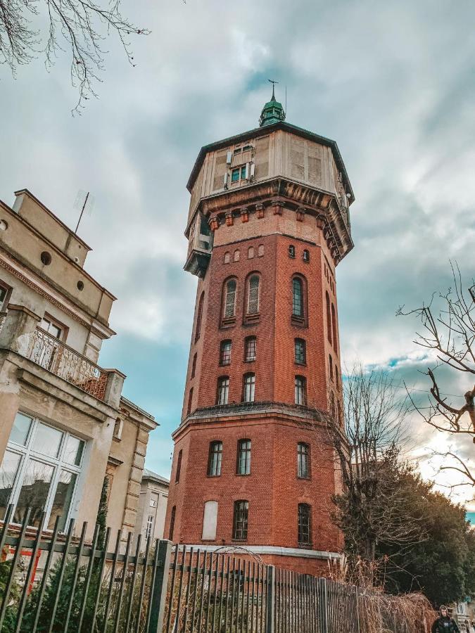 Apartamenty W Wiezy Свидница Экстерьер фото