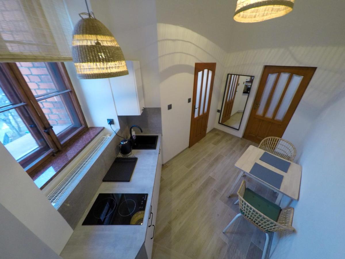 Apartamenty W Wiezy Свидница Экстерьер фото